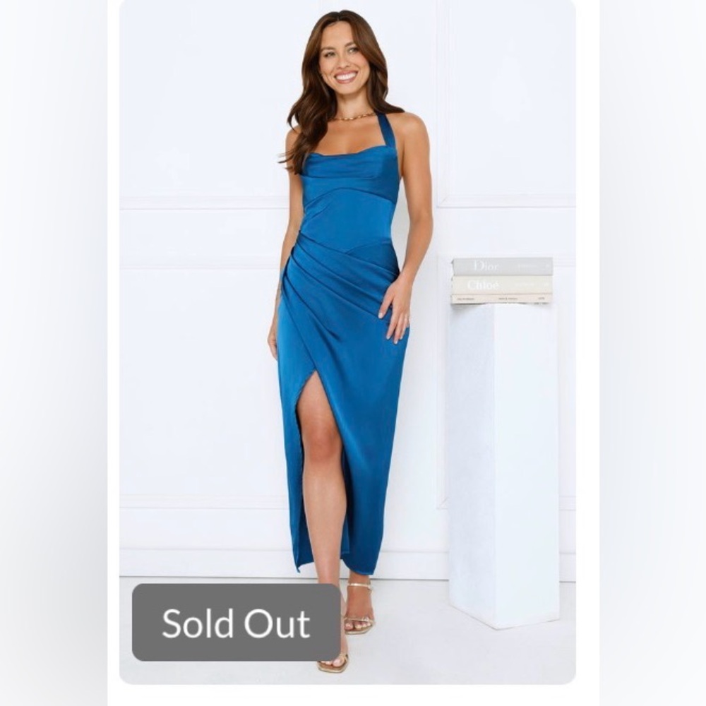 DREAMY AND SOPHISTICATED SATIN HALTER MIDI DRESS TEAL small/4 EUC